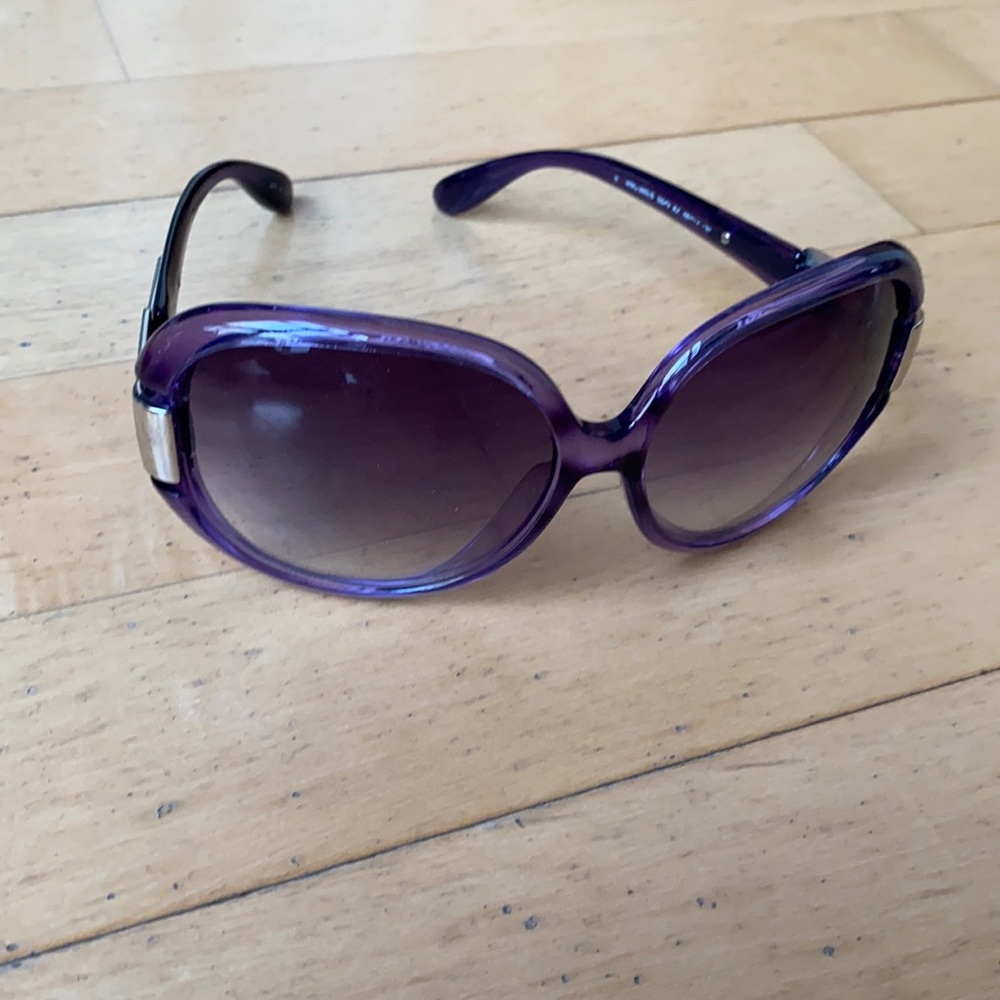 marc jacobs sunglasses + free case